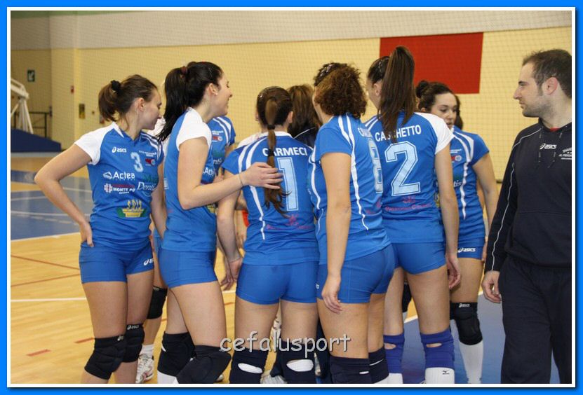 130120 volley 090_tn.jpg